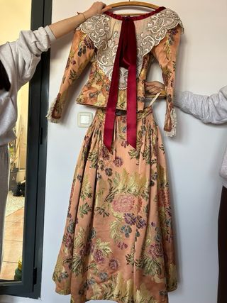 Traje de Fallera de Mujer
