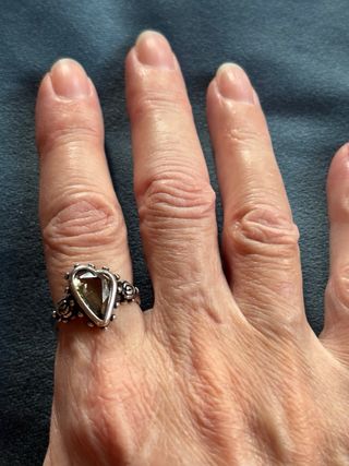 Sortija plata corazón verde