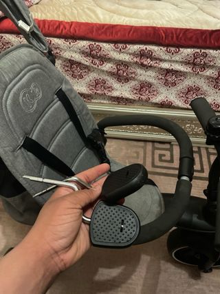 Triciclo Kinderkraft con capota