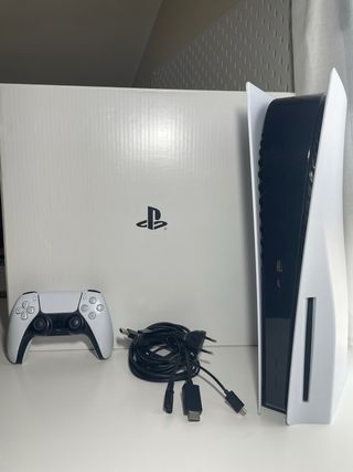 PlayStation 5 + DualSense + (2 Juegos GRATIS)