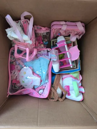 Lote Muñecas Nancy, Barbie, Nenuco y Accesorios