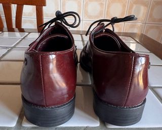 Scarpe stringate bordeaux lucide