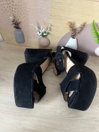 Tacones de plataforma negros