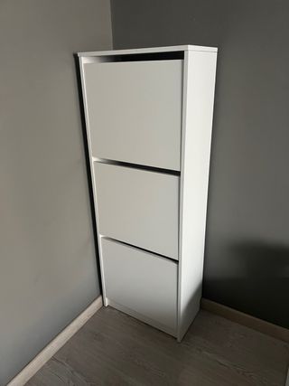 Zapatero blanco 3 niveles