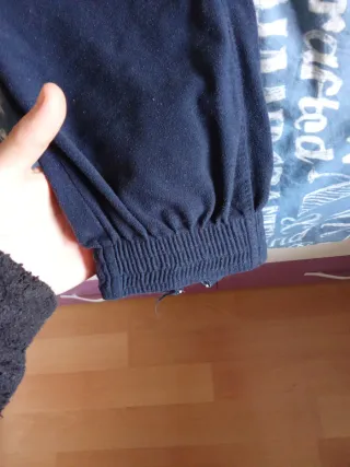 Chándal negro y azul