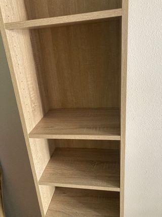 Estantería librería de madera clara