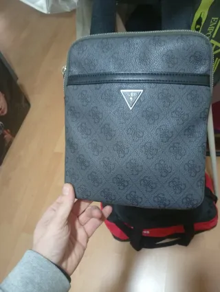 Bolso Guess Negro/Gris