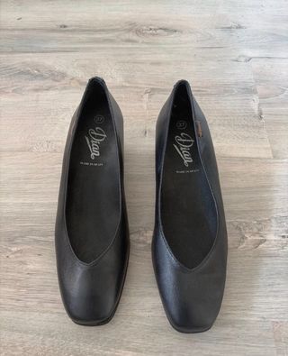 Zapatos de tacón negros DIAN