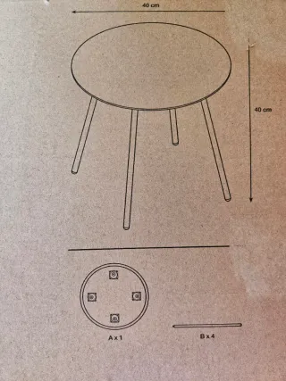 Mesa auxiliar Sostrene Grene madera y metal