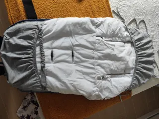 Saco para carrito de bebé con capucha