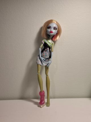 Lote 7 Monster High