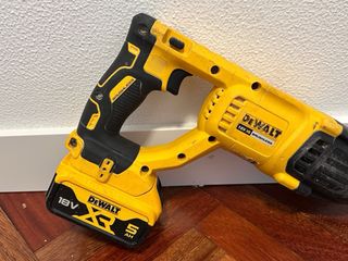 Taladro Percutor Dewalt 18V DW133