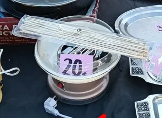 Máquina de algodón de azúcar + palos