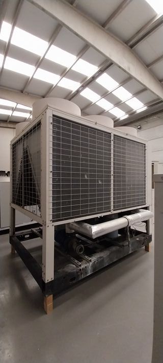 Hitachi enfriadora 185 kw