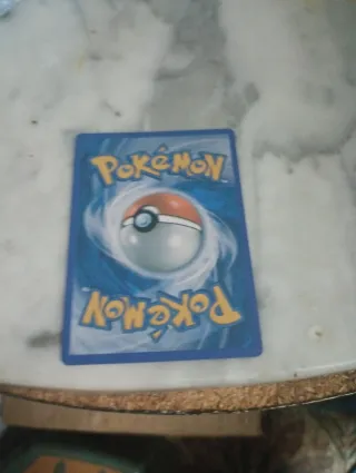 Carta Pokémon Pikachu V-Max Arcoíris