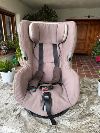 Silla de coche Bébé Confort Axiss marrón giratoria