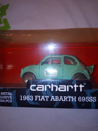 Coches a escala Carhartt: Ford F-1 y Fiat Abarth