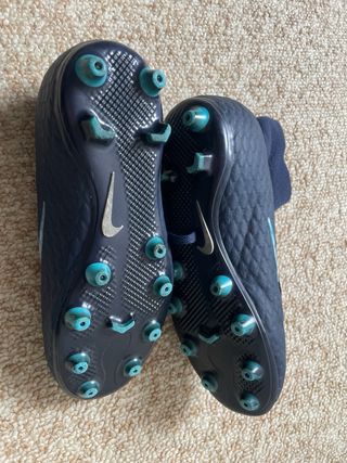 Zapatillas de fútbol Nike azul y turquesa