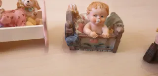 Set 4 Soprammobili Neonati