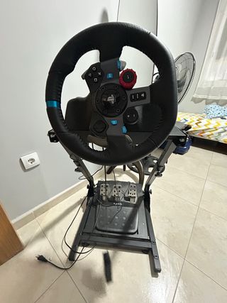 Logitech G29 + Pedales + Soporte Cockpit