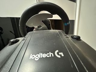 Logitech G29 + Pedales + Soporte Cockpit