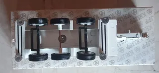 Gru telescopica Krupp KMK 3035 1:50