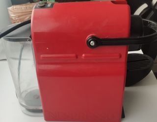Cafetera Nespresso Inissia Krups(reparar o piezas)