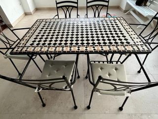 Mesa de jardín cerámica y forja en Motril