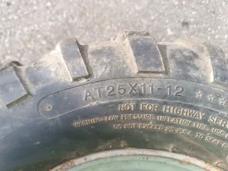 Juego neumáticos con llantas quad Polaris