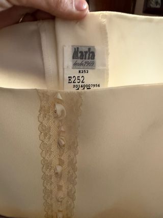 Vestido de Comunión Beige y Blanco
