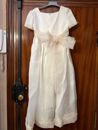Vestido de Comunión Beige y Blanco
