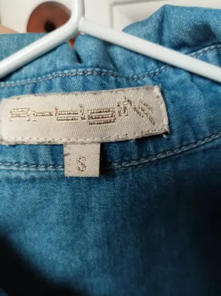 Camicia in jeans con borchie