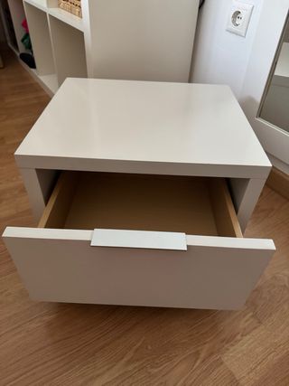 Pack de dos mesitas de noche blancas