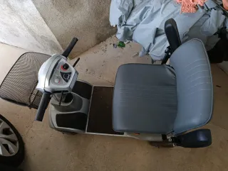 Scooter Eléctrico Mobiclinic Piscis - Autonomía 34