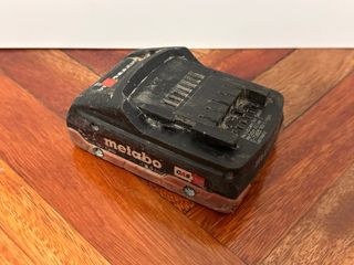 Cargador y Batería Metabo 18V