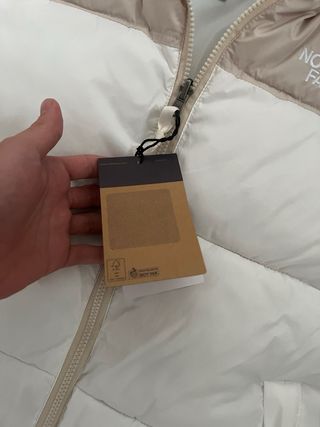 The North Face Anorak Beige y Blanco