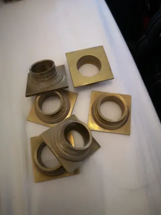 Remates de Columnas en Bronce