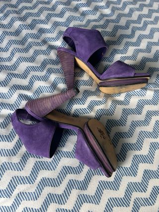 Sandalias Gloria Ortiz Moradas