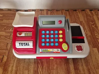 Caja registradora y carrito