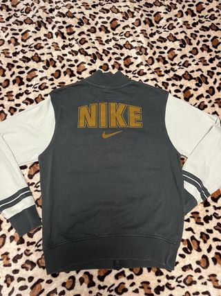 Chaqueta Nike Vintage Gris y Mostaza