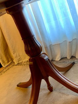 Mesa redonda extensible de madera