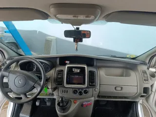 Renault Trafic 2011 5 puertas larga Camper