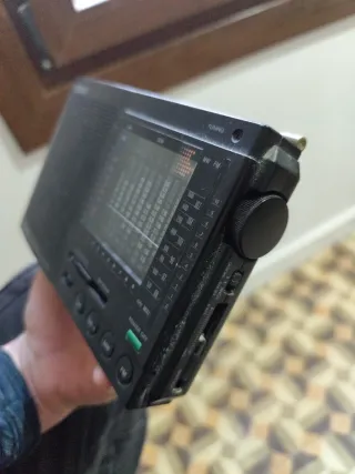 Sony ICF-7601L Radio Portátil 12 Bandas