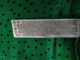 Falda larga verde con lunares negros