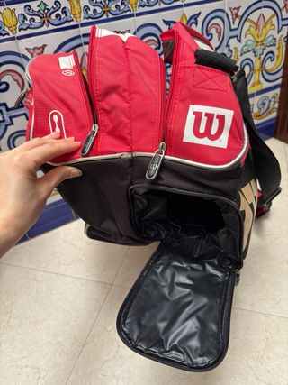 Raquetero Wilson Tour Rojo y Negro