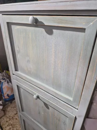 Zapatero turquesa de madera