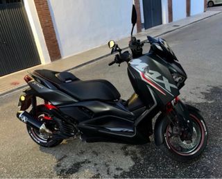 Yamaha Xmax 125 Negra