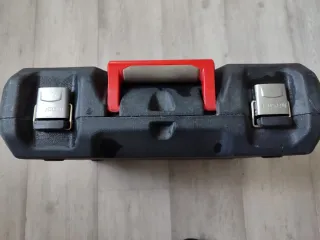 Taladro a batería + 2 baterías