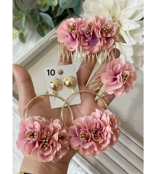 Conjunto Flamenca Flores y Aros Dorados