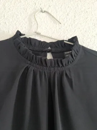 Blusa negra talla XS